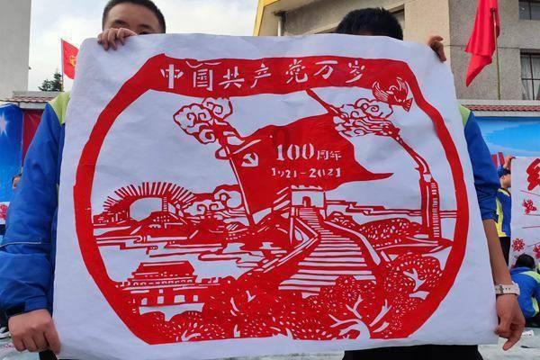 中国与梵蒂冈开展建设性对话改善双边关系